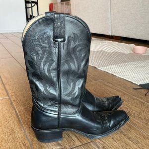 Black Shyanne Cowboy Boots